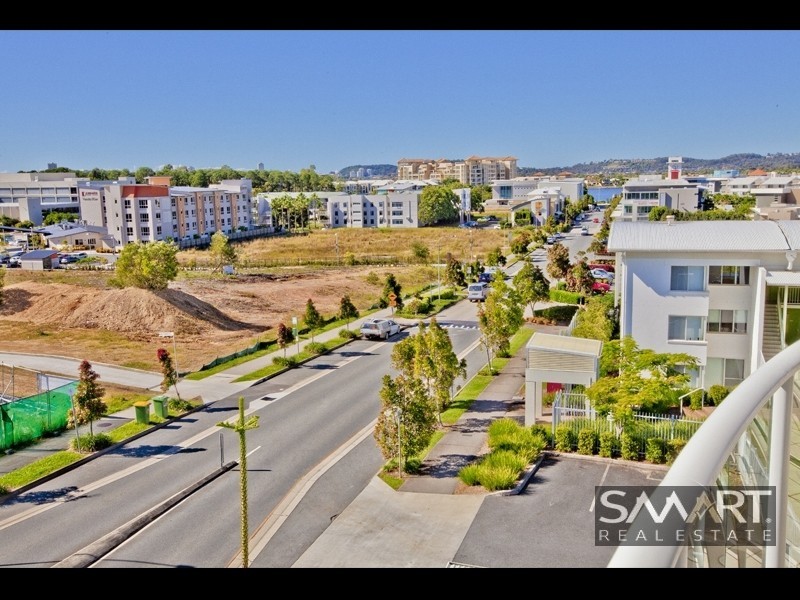 91/98 University Drive,, Varsity Lakes QLD 4227