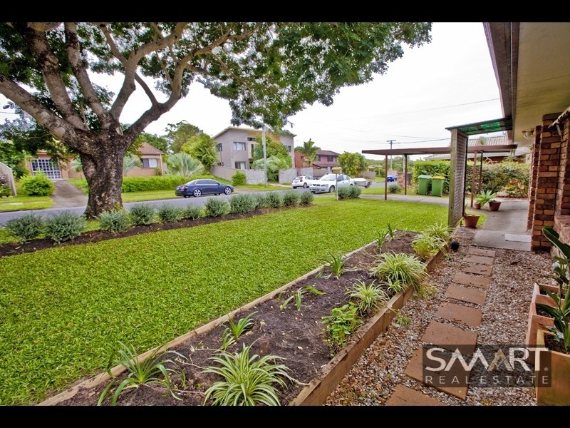 11 Salmon Street, Southport QLD 4215