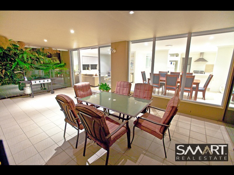 7A Vespa Crescent,, Surfers Paradise QLD 4217