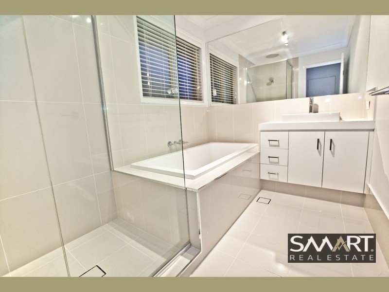 78a River Meadows Drive, Upper Coomera QLD 4209