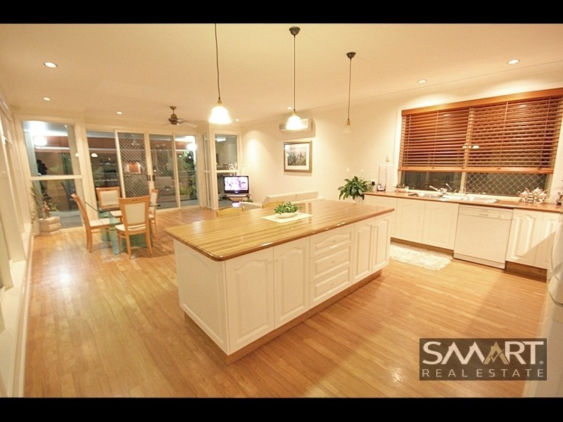 Broadbeach Waters QLD 4218