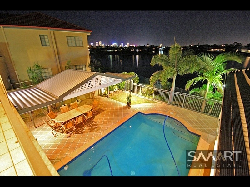 Broadbeach Waters QLD 4218