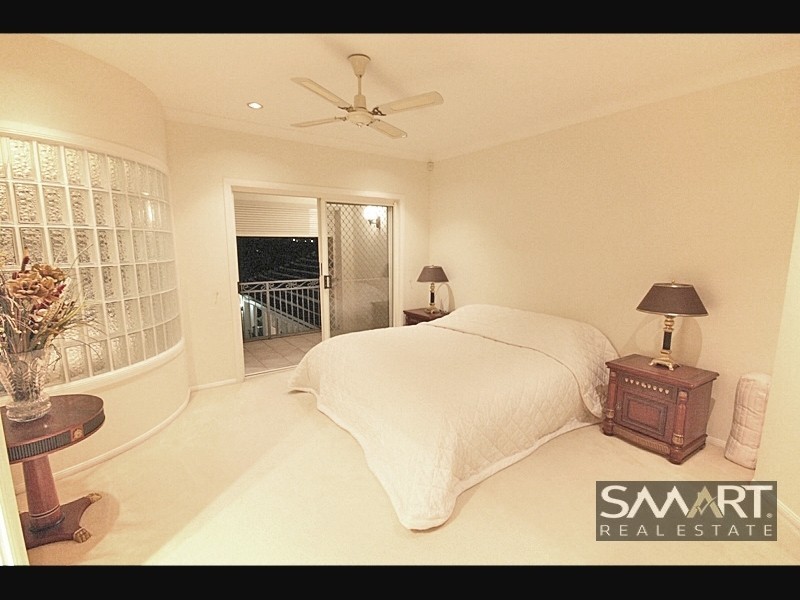 Broadbeach Waters QLD 4218