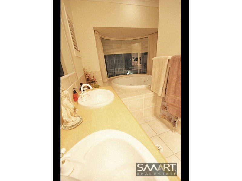 Broadbeach Waters QLD 4218