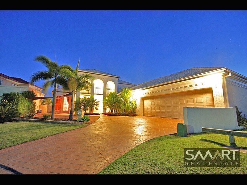 Broadbeach Waters QLD 4218