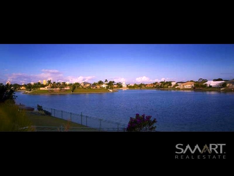 Broadbeach Waters QLD 4218