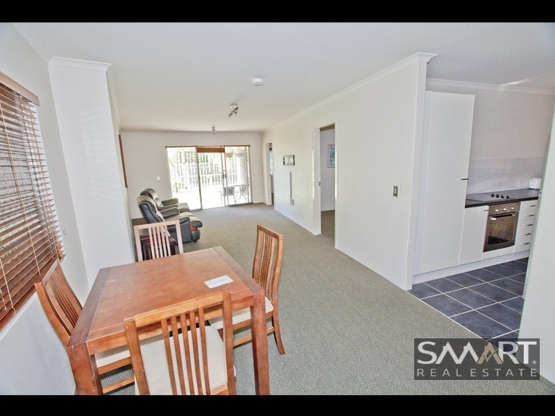 1/2 Alexandra Avenue, Mermaid Beach QLD 4218