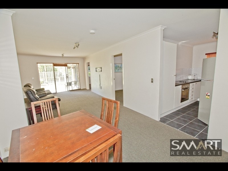 1/2 Alexandra Avenue, Mermaid Beach QLD 4218