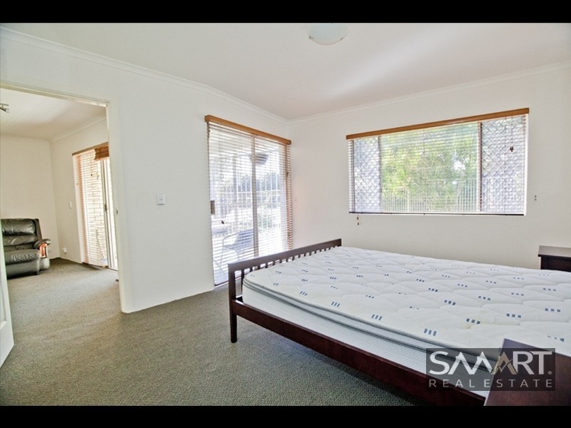 1/2 Alexandra Avenue, Mermaid Beach QLD 4218