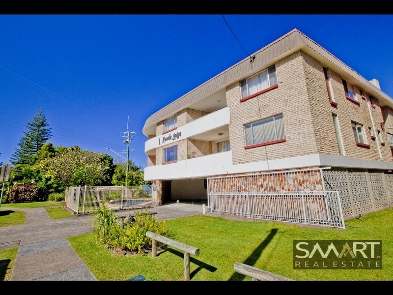 1/2 Alexandra Avenue, Mermaid Beach QLD 4218