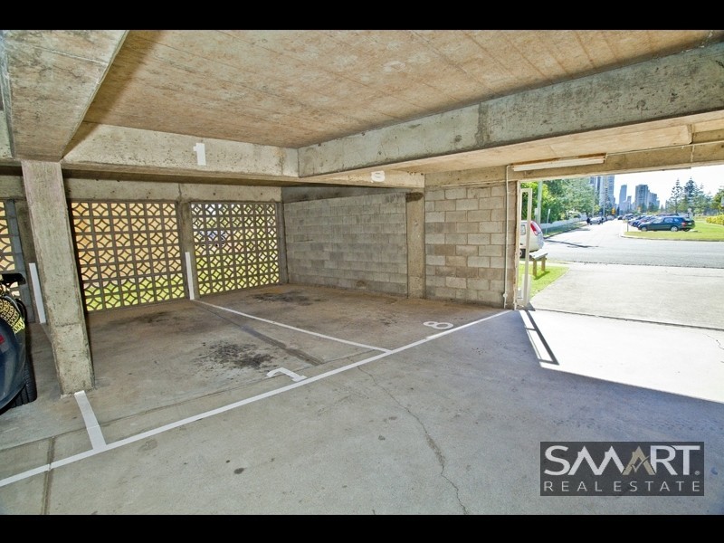 1/2 Alexandra Avenue, Mermaid Beach QLD 4218