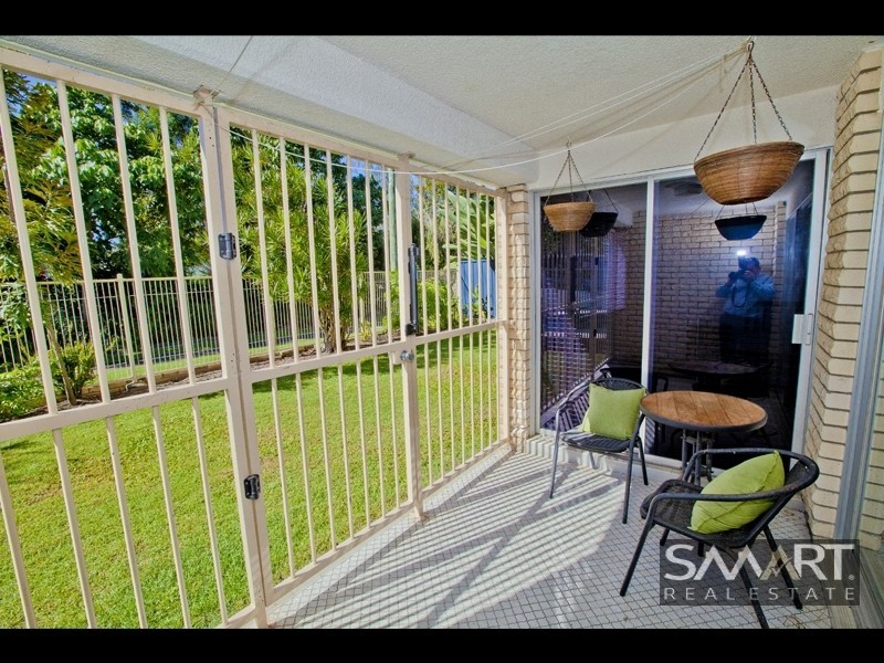 1/2 Alexandra Avenue, Mermaid Beach QLD 4218