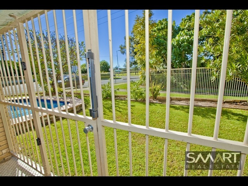 1/2 Alexandra Avenue, Mermaid Beach QLD 4218