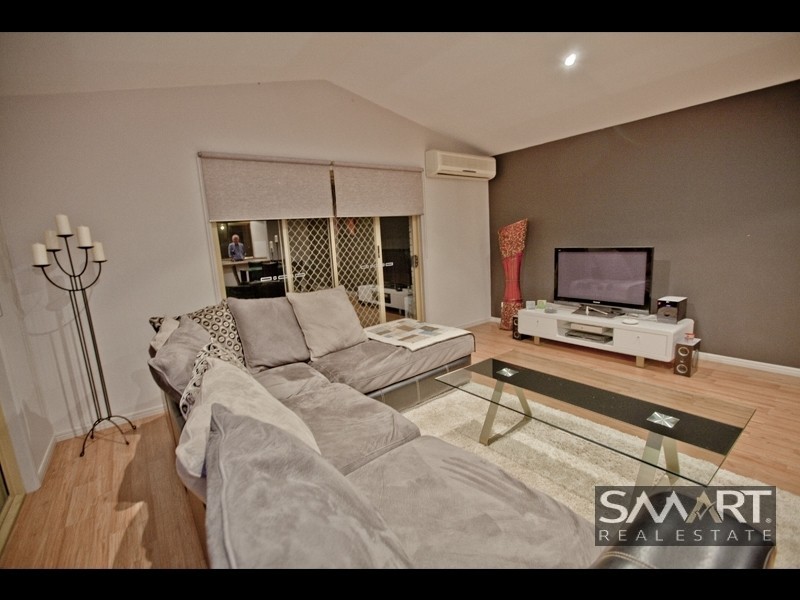 10 Grovedale Court, Parkwood QLD 4214