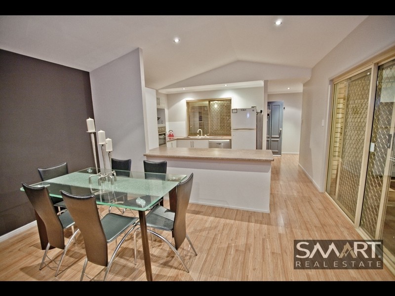 10 Grovedale Court, Parkwood QLD 4214