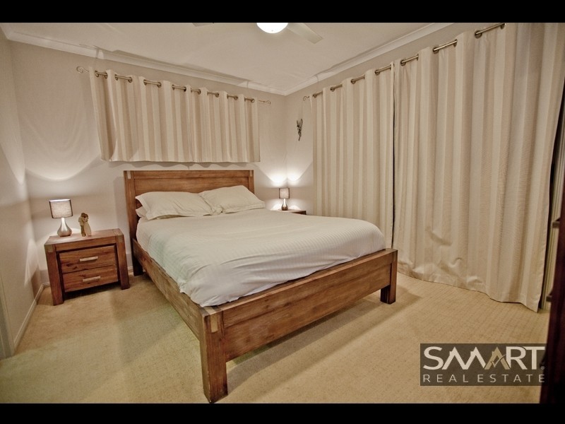 10 Grovedale Court, Parkwood QLD 4214