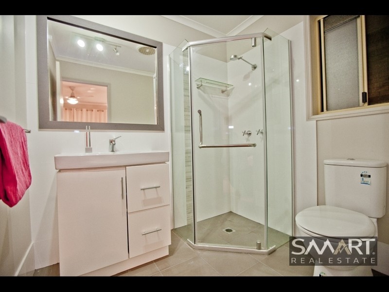 10 Grovedale Court, Parkwood QLD 4214