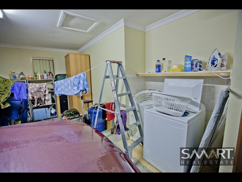 13 Kosrae Street, Pacific Pines QLD 4211