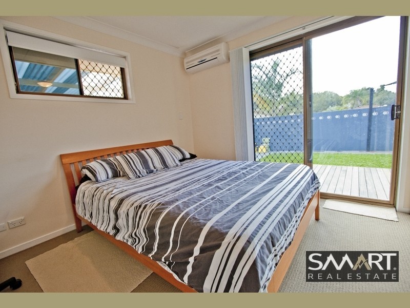 1/4 Jessica Court, Arundel QLD 4214