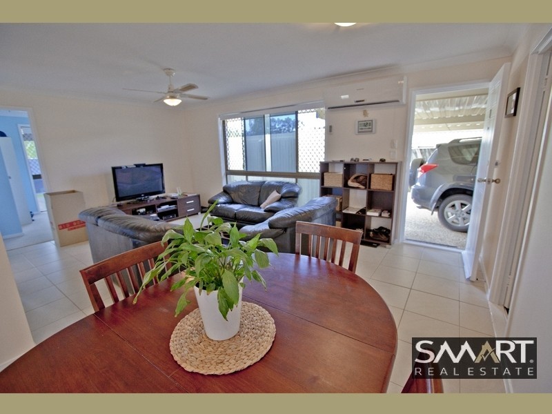 1/4 Jessica Court, Arundel QLD 4214