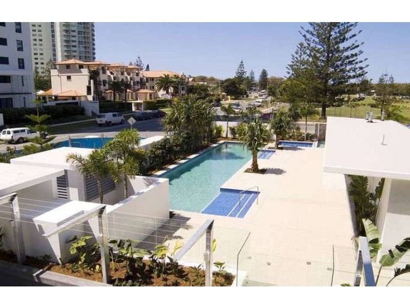 35/25 Surf Parade, Broadbeach QLD 4218