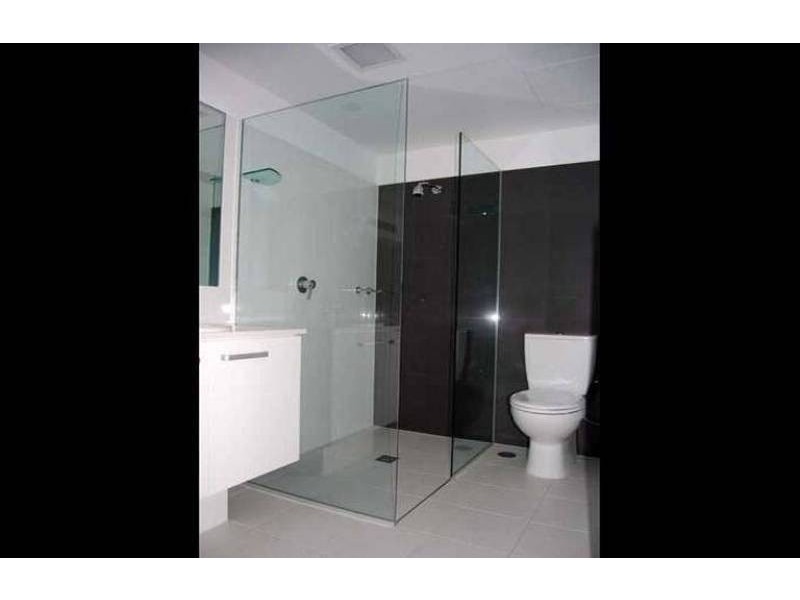 35/25 Surf Parade, Broadbeach QLD 4218