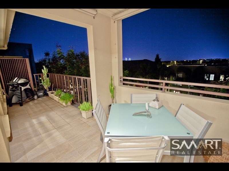 3308 Central Place, Carrara QLD 4211