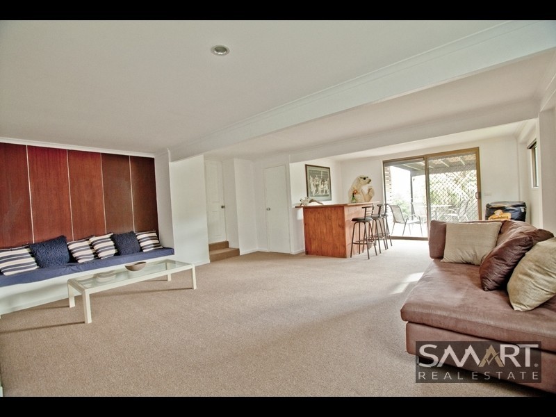 3 Grevillia Avenue, Southport QLD 4215