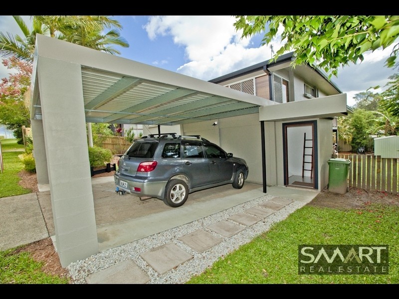 3 Grevillia Avenue, Southport QLD 4215
