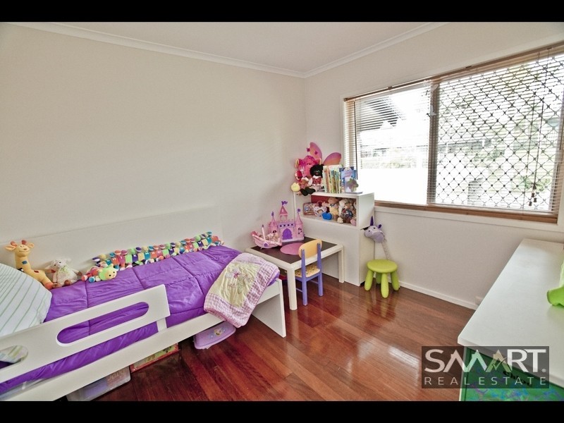 3 Grevillia Avenue, Southport QLD 4215