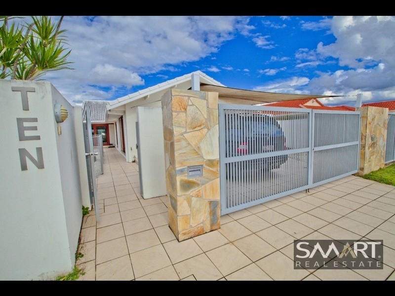 10 Boomerang Crescent, Sorrento QLD 4217