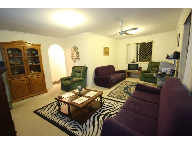 1/9 Melanie Place, Labrador QLD 4215