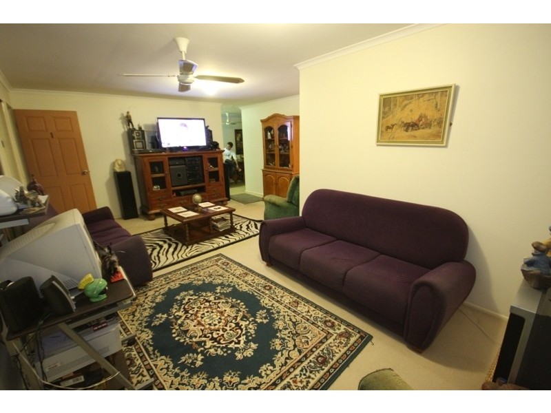 1/9 Melanie Place, Labrador QLD 4215