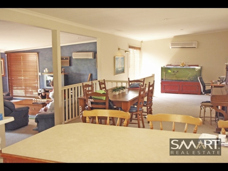 40 Uplands Drive, Parkwood QLD 4214