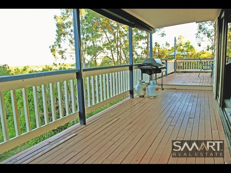 40 Uplands Drive, Parkwood QLD 4214