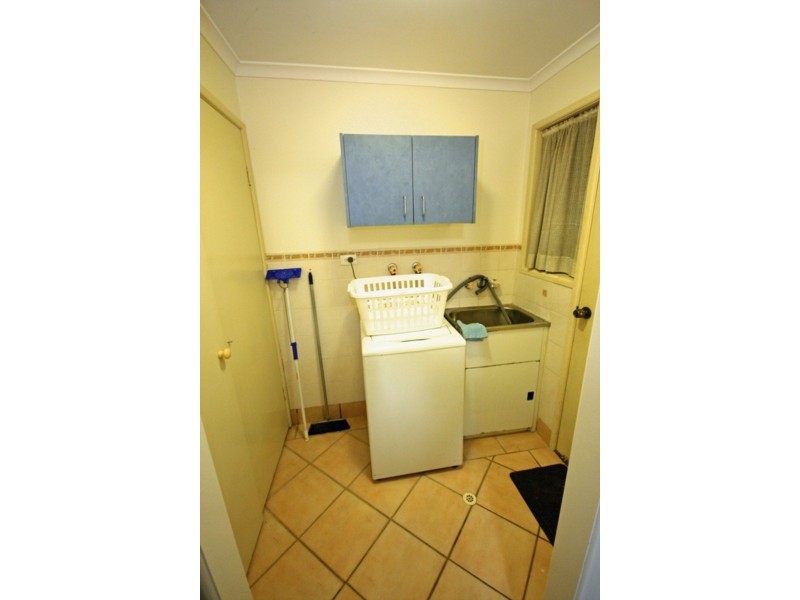 1/82 Brisbane Road, Labrador QLD 4215