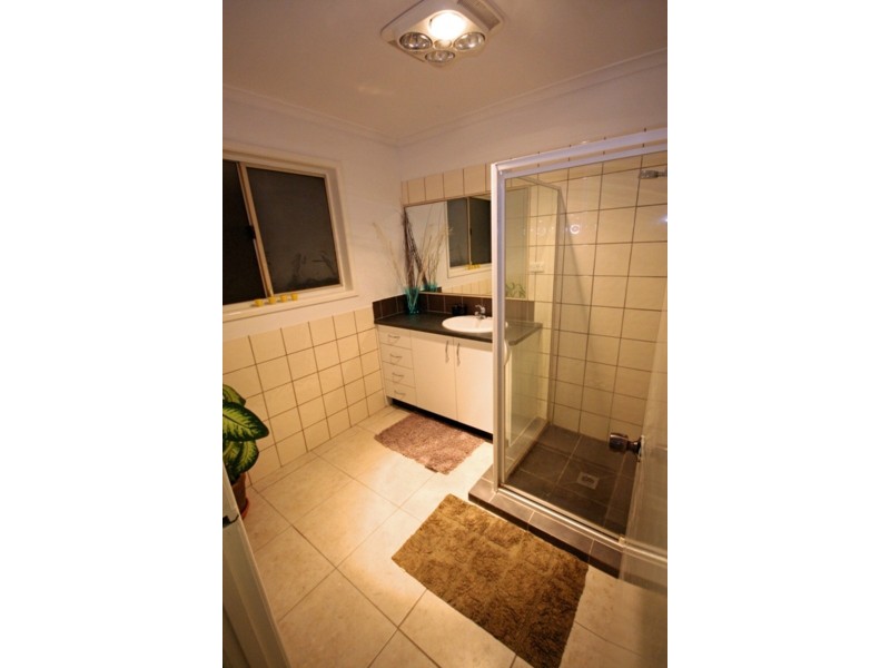 1/82 Brisbane Road, Labrador QLD 4215