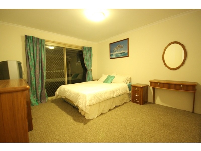 1/82 Brisbane Road, Labrador QLD 4215