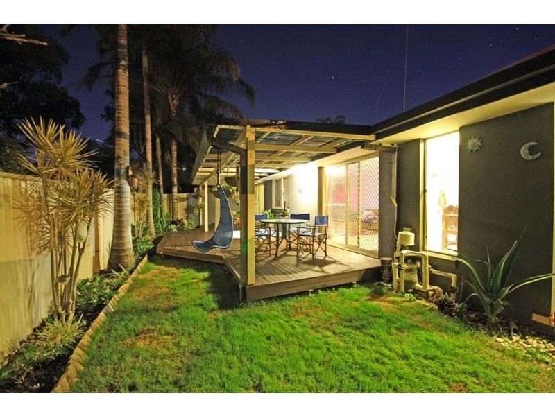 1/82 Brisbane Road, Labrador QLD 4215