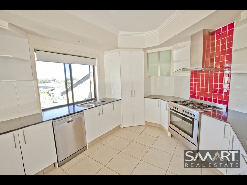 8 Meroo Place, Upper Coomera QLD 4209