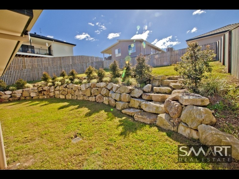 8 Meroo Place, Upper Coomera QLD 4209