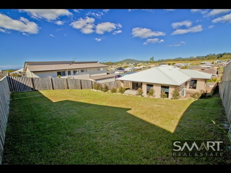 8 Meroo Place, Upper Coomera QLD 4209