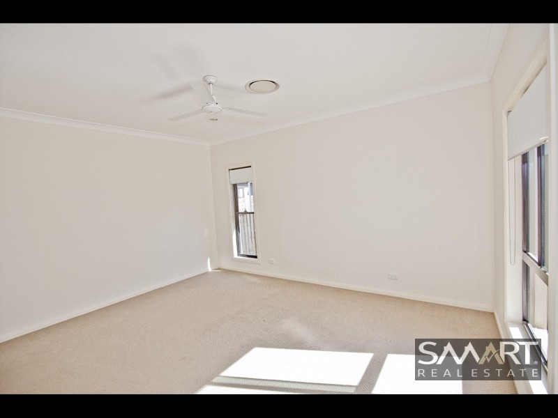 8 Meroo Place, Upper Coomera QLD 4209