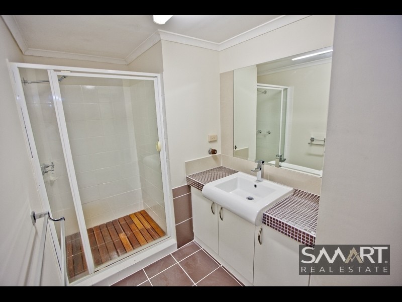 19/21 Huth Street, Labrador QLD 4215
