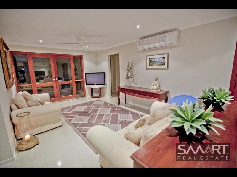 18 Lothian Avenue, Sorrento QLD 4217