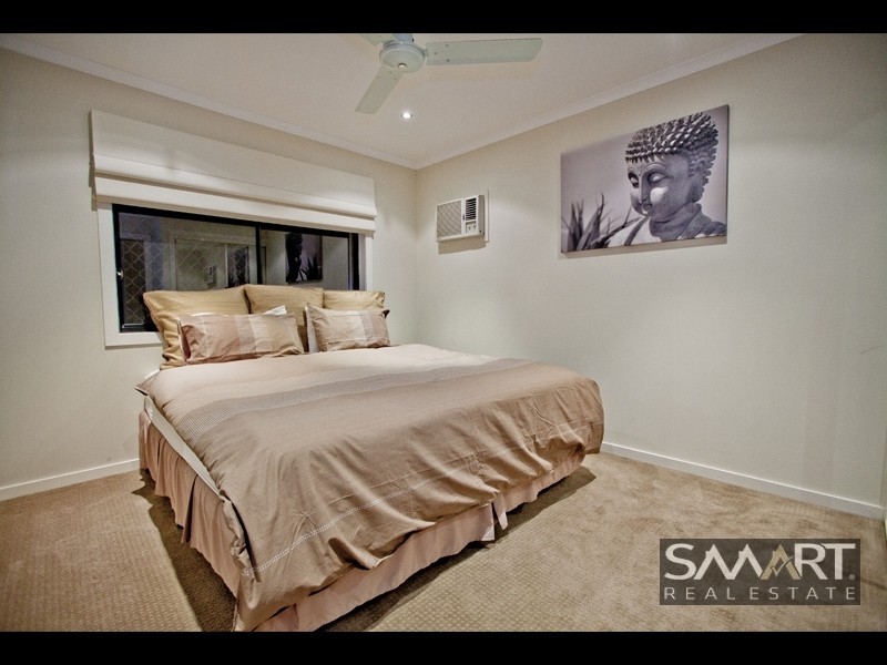 18 Lothian Avenue, Sorrento QLD 4217