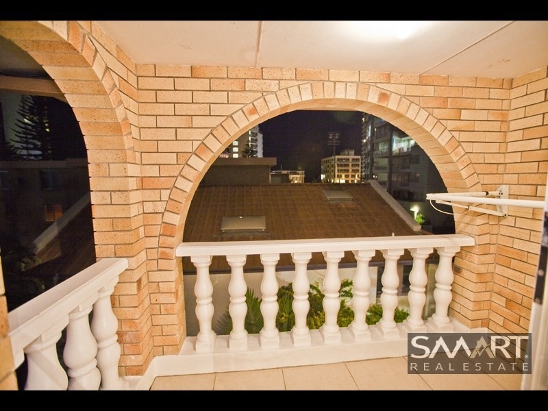 9/22 Frederick Street,, Surfers Paradise QLD 4217