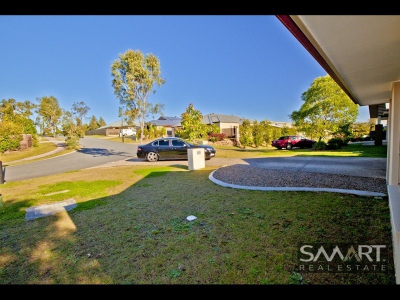 12 Lilyvale Crescent, Ormeau QLD 4208
