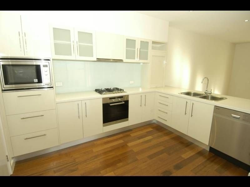 7003B Vista Drive, Benowa QLD 4217