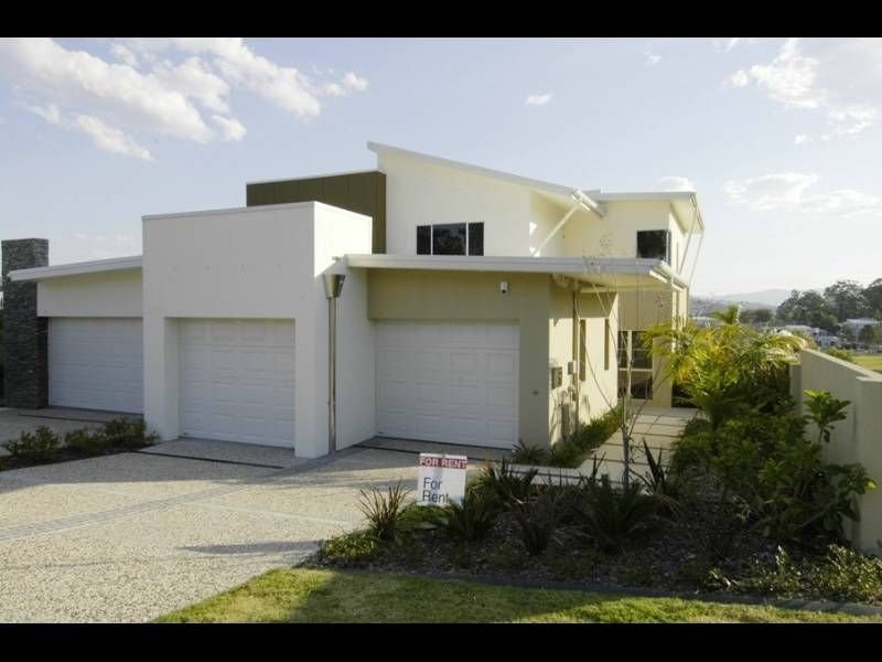 7003B Vista Drive, Benowa QLD 4217